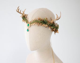 Deer Antler Elven Crown: Gold Fairy Headpiece with Emerald Gemstone