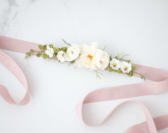 Blush ivory flower sash for wedding dress, flower belt for baby shower, flower belt for pregnancy, flower girl belt and flower crown