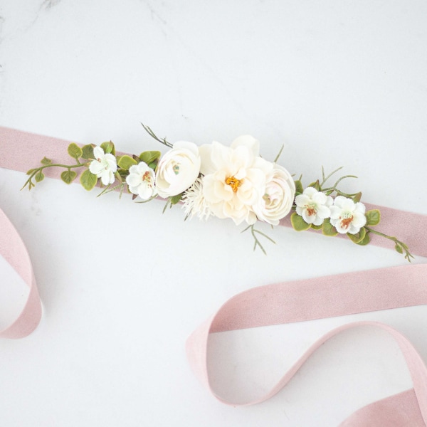 Ceinture avec des fleurs, Ceinture pour mariée, Ceinture robe de mariée