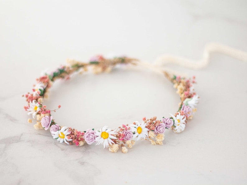 Meadow flower crown, dried flower crown for wedding, purple pink flower halo, preserved floral crown, dainty flower headband, flower girl imagem 8