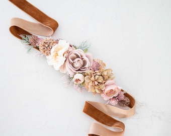 Ceinture avec des fleurs, Ceinture pour mariée, Ceinture robe de mariée