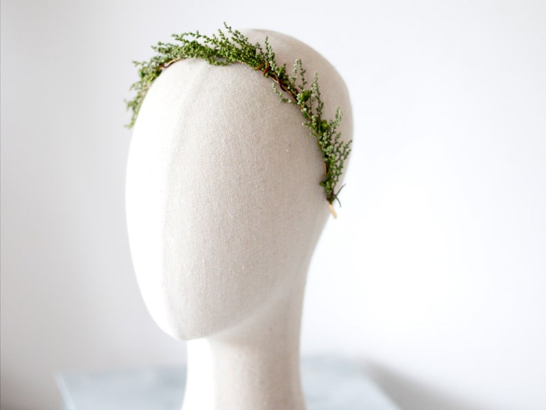 Minimalist leaf headband for wedding, dried leaf crown, preserved floral crown, dainty flower headband, greenery headpiece image 2