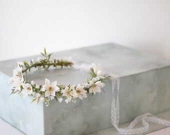 スズランの花冠：ウェディング用フラワーヘッドバンド - Etsy 日本