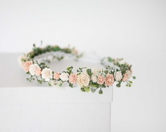 Peach blush flower crown wedding, dainty flower hair wreath, dainty floral headband, bride bridesmaid hairpiece, flower girl halo adjustable