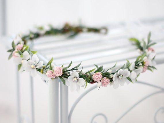 simple white flower crown