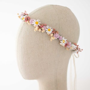 Meadow flower crown, dried flower crown for wedding, purple pink flower halo, preserved floral crown, dainty flower headband, flower girl imagem 3