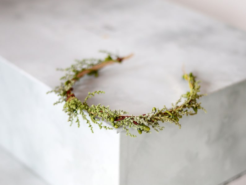 Minimalist leaf headband for wedding, dried leaf crown, preserved floral crown, dainty flower headband, greenery headpiece image 3