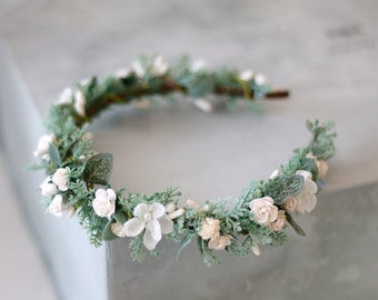 White flower headband for wedding, dainty floral crown for bride or bridesmaids, flower girl headpiece, eucalyptus green leaf headband