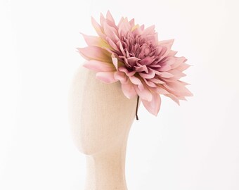 Serre tête avec une très grande fleur, bandeau fleur cheveux, couronne de fleurs