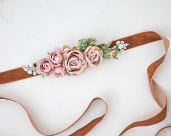 Ceinture avec des fleurs, Ceinture pour mariée, Ceinture robe de mariée