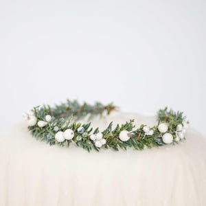 Winter flower crown, white berry hairband, evergreen headpiece, wedding holiday halo, forest hair crown, christmas photo props
