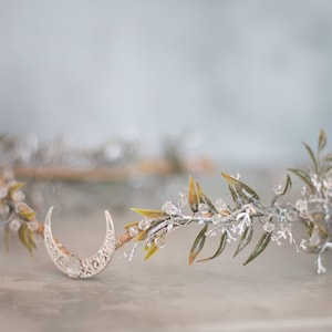 Crescent moon crown, elven headband, white fairy costume, wedding floral hair piece crystal elven circlet, elf headpiece, flower girl halo