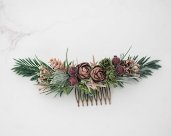 Woodland hair comb wedding, winter headpiece, pinecone hair clip, christmas flower hair comb, small hair piece, evergreen hair piece