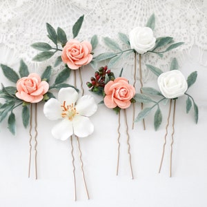 White peach flower hair pins, set floral hair pins, peach bobby pins wedding, bridal hair pin, white bridesmaid hair pin