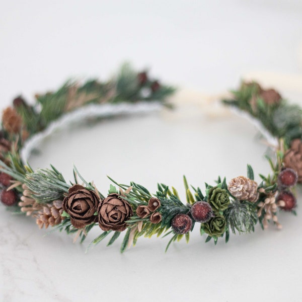 Woodland flower crown, forest hair accessories, winter head wreath, pine cone wedding headpiece, christmas photo props, flower girl halo