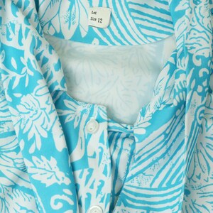 Vintage 70's Blue and White Hawaiian Print Floral Two Piece Skirt Set Co-ord image 7