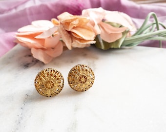 Antique Gold Plated Round Filigree Screw Back Earrings