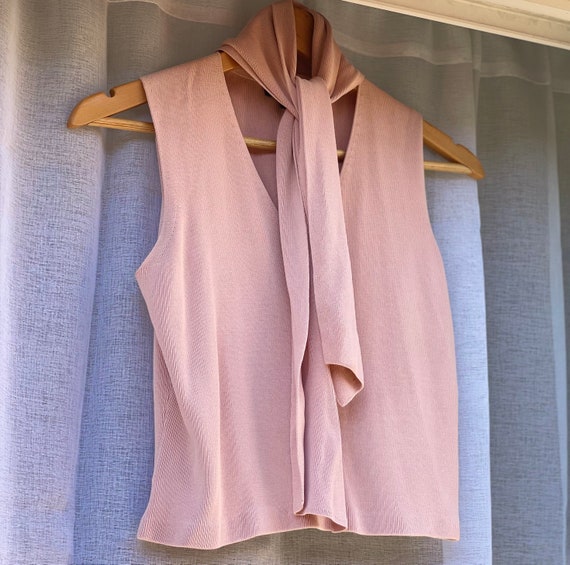 1960s Silk Knit Blush Pink Cropped Necktie Blouse - image 5