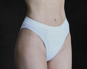 Handgefertigter, gerippter Modal Slip mit hoher Taille - Französischer Schnitt