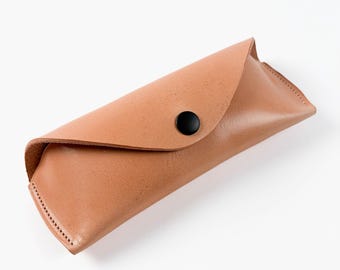Handmade Full-Grain Leather Sunglasses Case – Magnetic Closure, USA Made