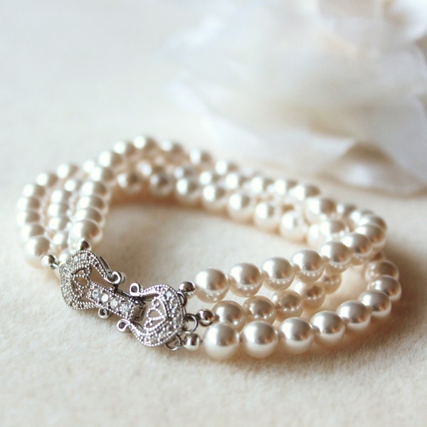 Pearl Bridal Bracelet, Pearl Wedding Bracelet For Bride, Three Strand Pearl Bracelet, Crystal Pearl Bridal Jewelry B102
