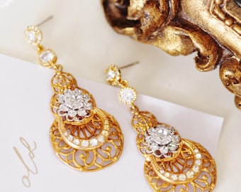 Boho Gold Bridal Earrings – Celestial Sun and Moon Crystal Dangle Earrings, Statement Wedding Jewelry for Brides, Gift for Boho Bride E307