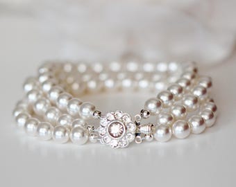 Three Strand Pearl Bridal Bracelet, Dainty Pearl Wedding Bracelet Classic Vintage Style Wedding Jewelry for Bride Gift For Mom B121