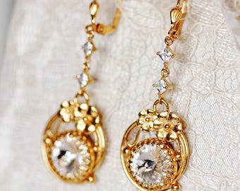 Romantic 22K Gold Floral Bridal Earrings with Crystals for Elegant Brides Gold Wedding Earrings Delicate Garden-inspired Bridal Jewelry E309