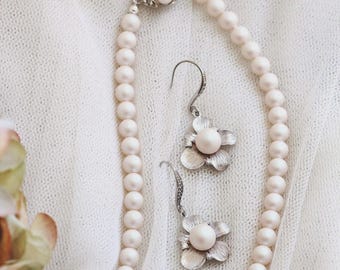 Elegant Pearl Bridal Jewelry Set: Silver Floral or Stud Earrings Pearl Necklace Handmade Wedding Gift