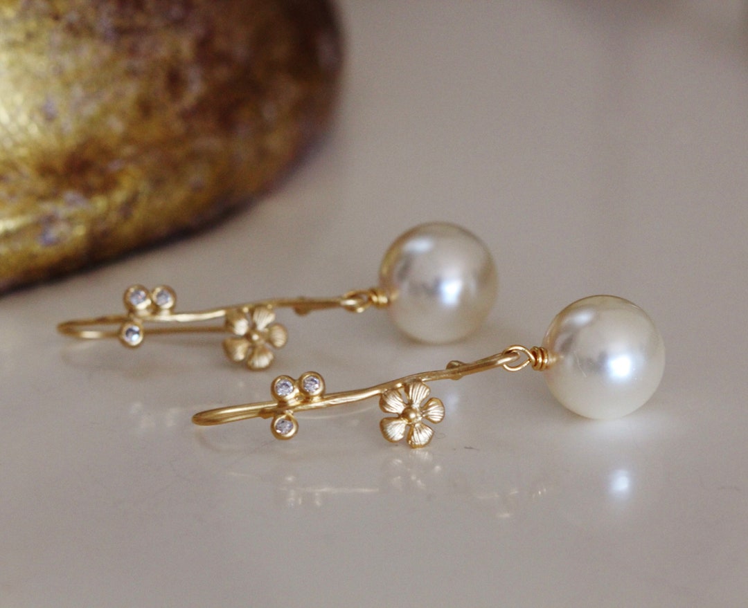 Dainty Bridal Earrings Drop Crystal Pearl Earrings Gold Flower