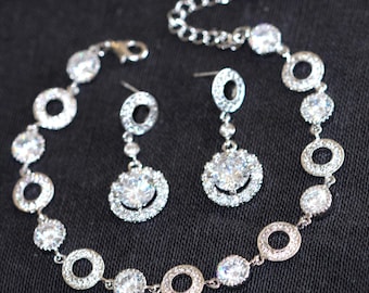 Halo Crystal Bridal Jewelry Set: Silver Round Wedding Earrings and Bracelet
