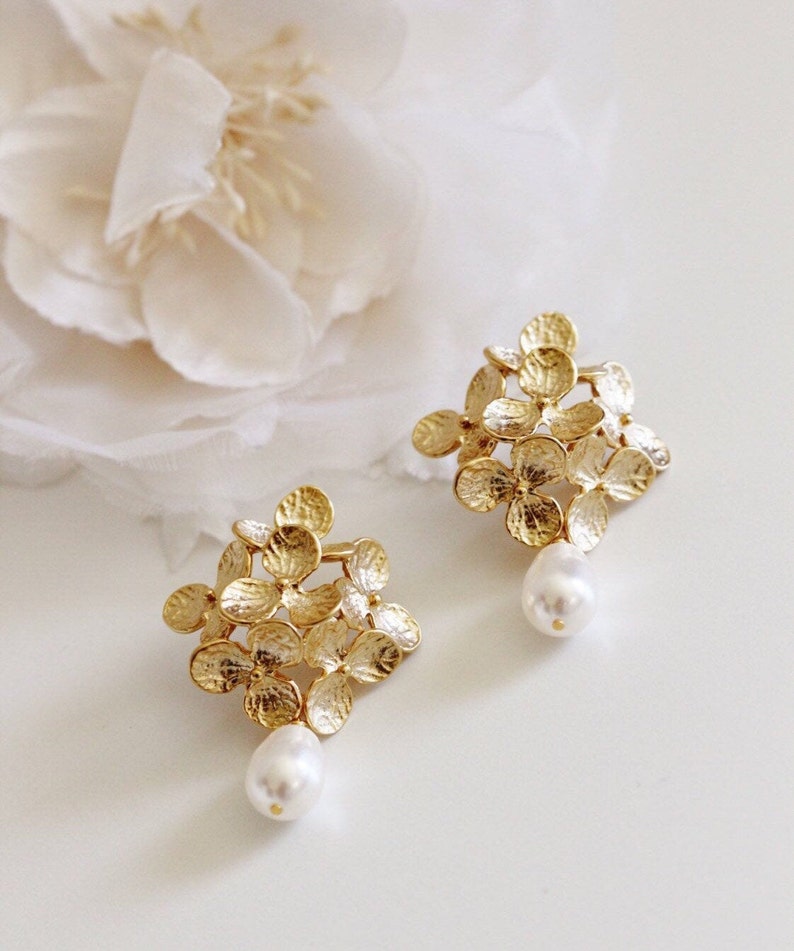 Gold Hydrangea Earrings, Bridesmaid Earrings, Gold Flower Earrings, Romantic Garden Wedding Jewelry Bridesmaid Gifts Statement Earrings E208 + White Ivory Pearl