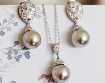 Gray Pearl Earrings and Necklace Set, Grey Wedding Jewelry Set For Brides Bridesmaid Mother of the Bride Bridesmaid Gift Set