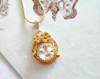Gold Floral Crystal Pendant Necklace: 18K Gold Plated Flower Garden Gift Jewelry For Her