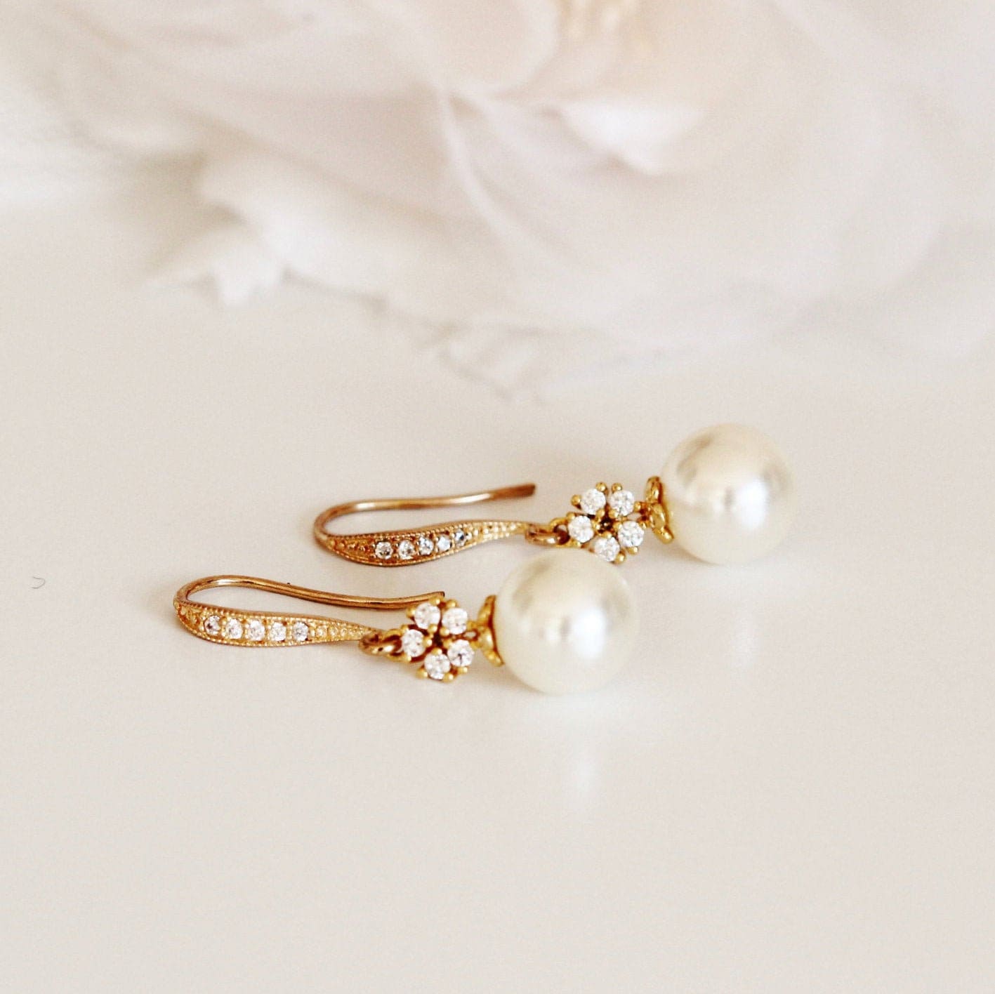 Bridal Earrings, Gold Wedding Earrings, Vintage Style Drop Pearl