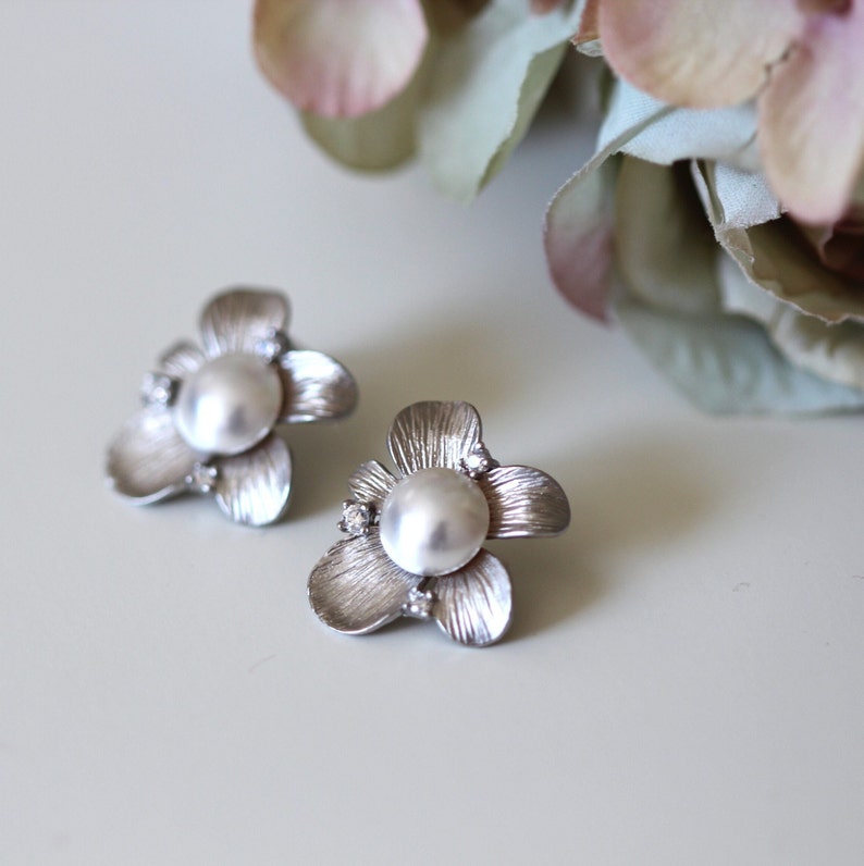 Bridal Stud Earrings, Gold or Silver Flower Earrings, Crystal Pearl Stud Earrings, Mothers Day Gift Bridesmaid Jewelry Wedding Gifts E140 image 5