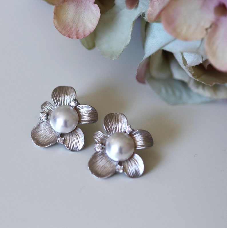 Bridal Stud Earrings, Gold or Silver Flower Earrings, Crystal Pearl Stud Earrings, Mothers Day Gift Bridesmaid Jewelry Wedding Gifts E140 image 2