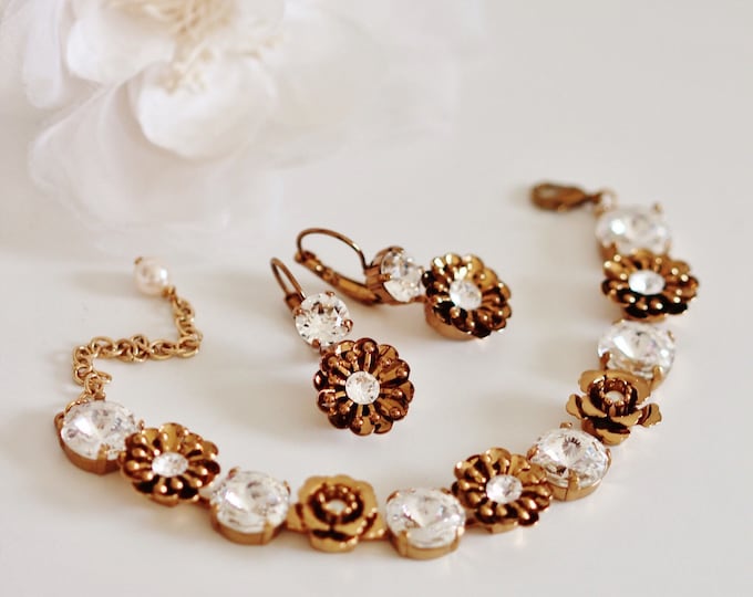 Featured listing image: Unique Vintage Gold Floral Bridal Jewelry Set Romantic Wedding Jewelry for Brides Bronze Anniversary Flower Leaf Crystal Pearl Jewelry