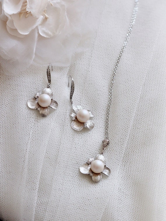 Etsy bridesmaids earrings deals