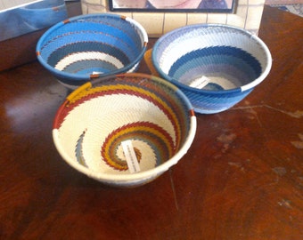 Corporate gift idea African Zulu woven telephone wire bowl – Medium South African zulu baskets hand made unique gifts -home deco multicolour