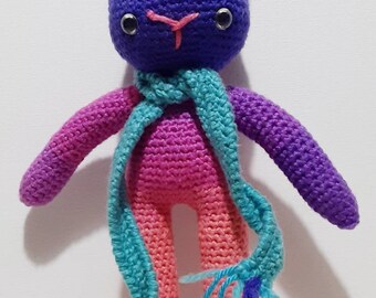 Ostern häkeln Amigurumi süße Hase Kaninchen gefüllttierte Tier mit Schal Polo Streifen lila rosa Koralle blau Petrol