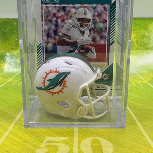 Miami Dolphins Mini Helm Shadowbox mit De’Von Achane Karte