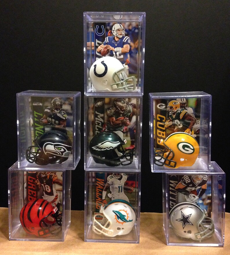 New England Patriots Danny Amendola #80 Mini Helmet Shadowbox w card