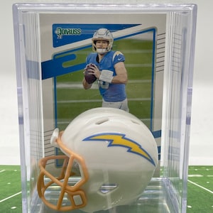 Los Angeles Chargers Justin Herbert Mini Casque Shadowbox avec carte