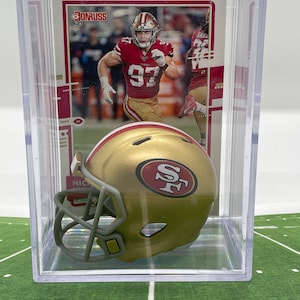 San Francisco 49ers Nick Bosa Mini Capacete Shadowbox com cartão
