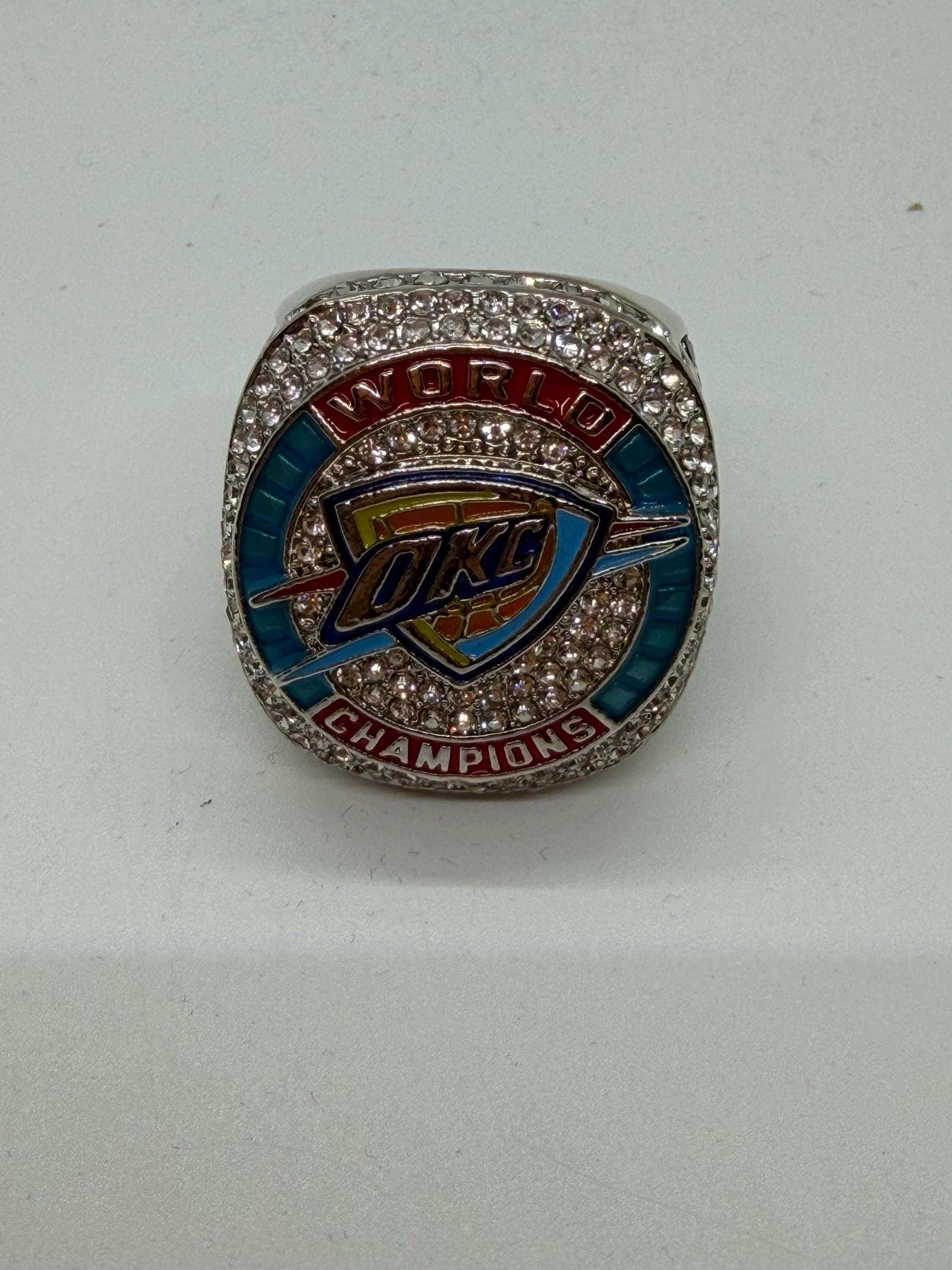 オクラホマシティ・サンダー 2025 NBAチャンピオンシップ記念リング