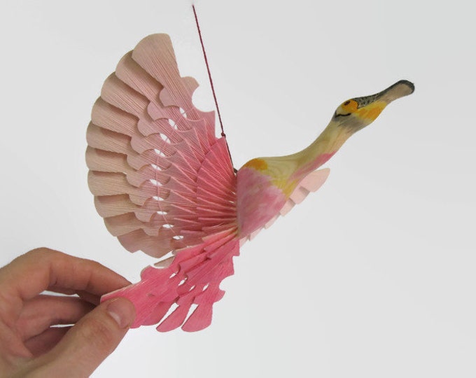 Handmade Fan Bird Wood Carving Mobile, Roseate Spoonbill Hanging