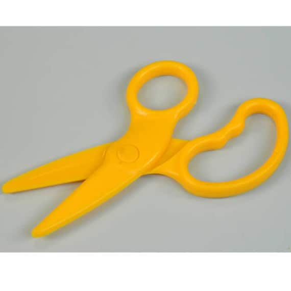 Dough Scissors Plastic Yellow for children/'s arts /& crafts