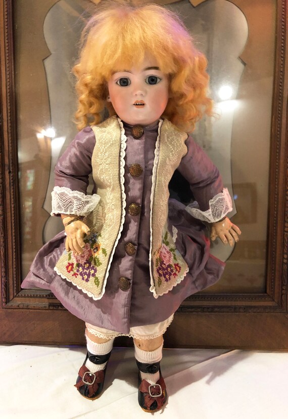 Jolie Robe Pour Poupée Ancienne - Occasion, Vintage