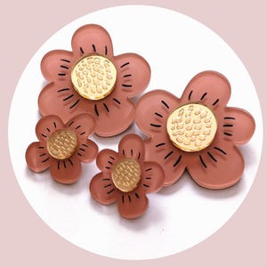 Light Coral Pink Acrylic Flower Stud Earrings: Handmade Floral Jewelry